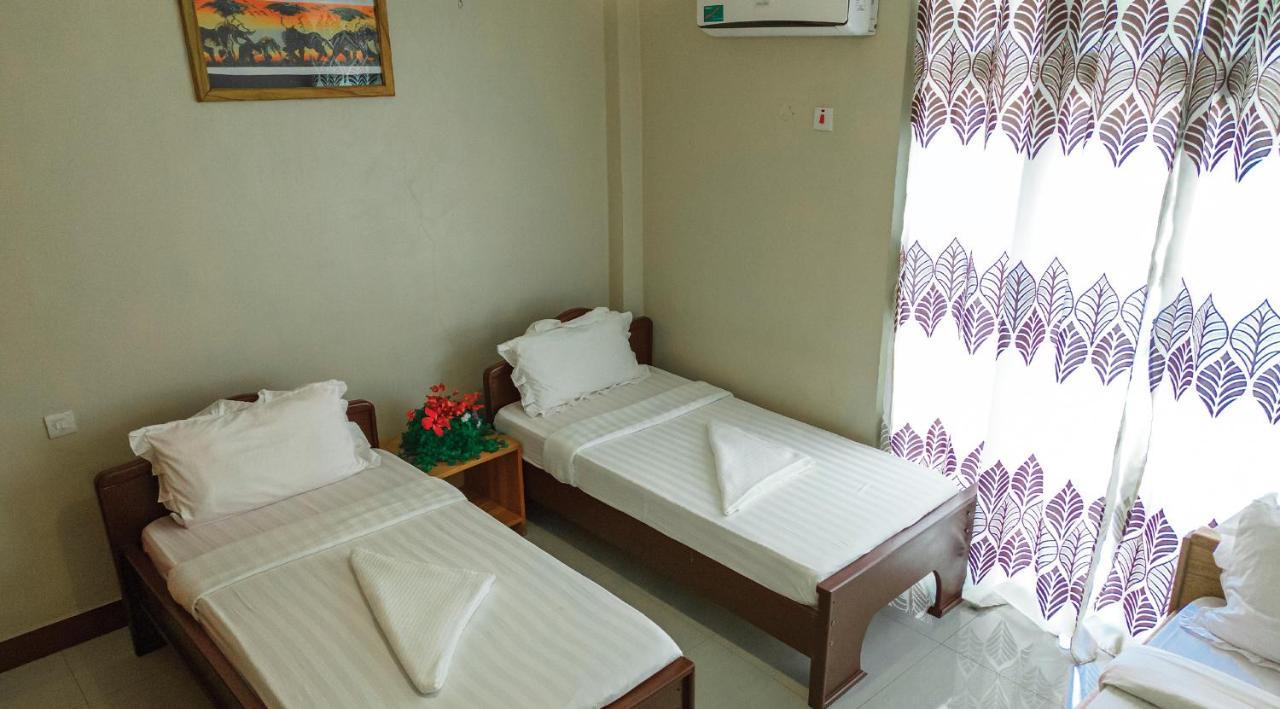 Runako Lodge Arusha Buitenkant foto